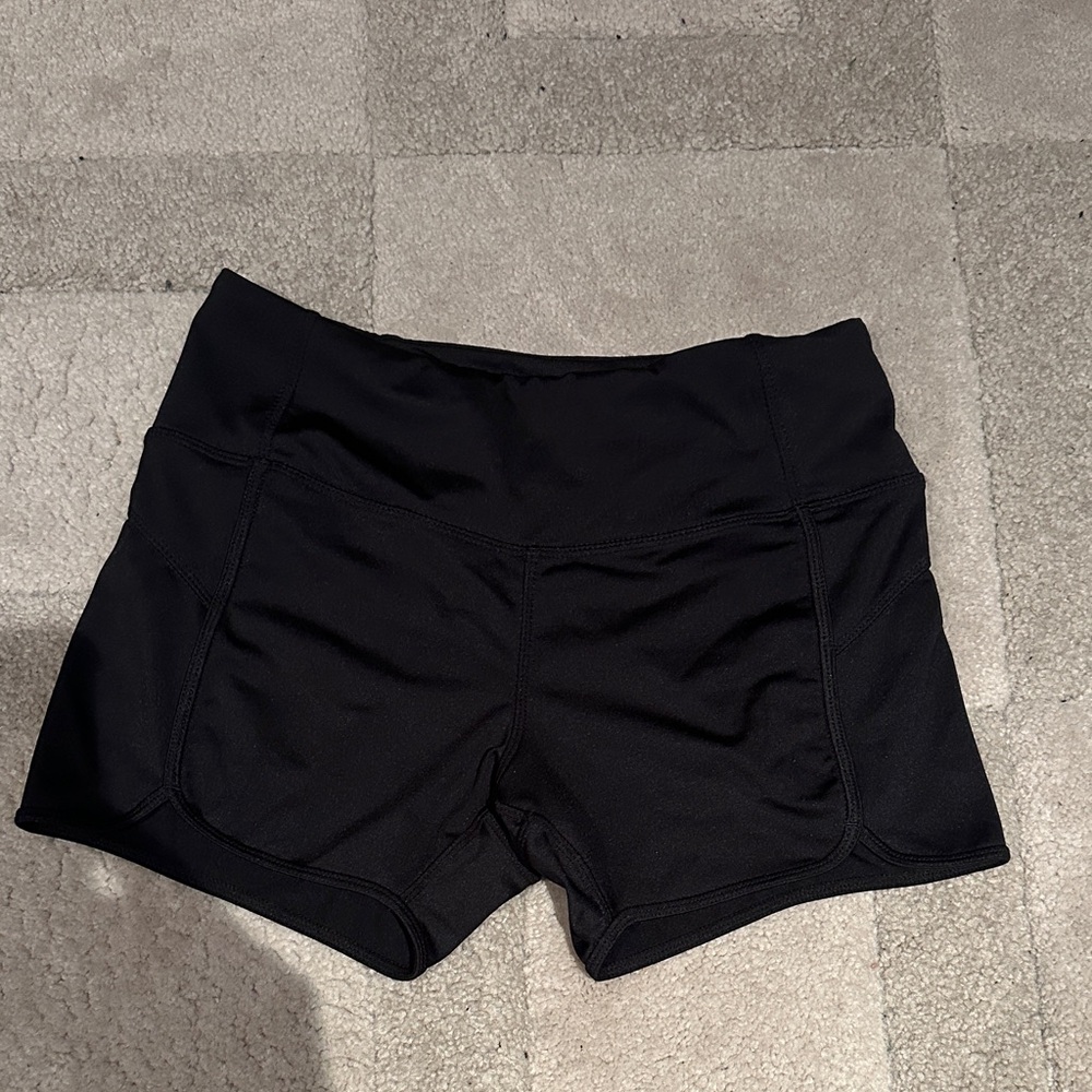 Sleek Black Women's Athletic Shorts - Hyba